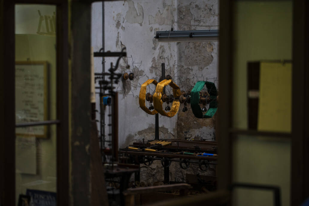 Renaissance yarns of thread in a historic cloth mill